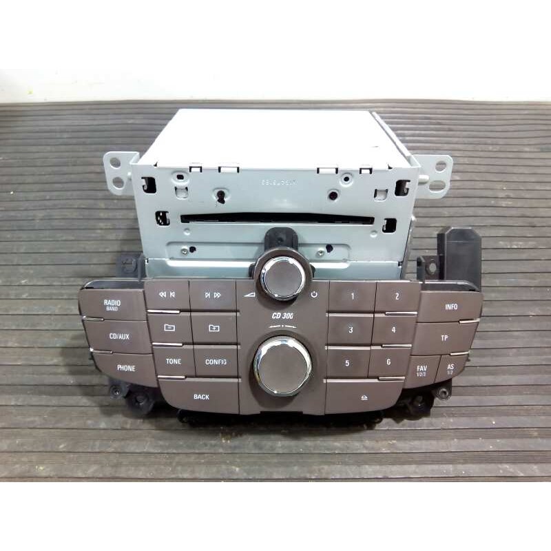 Recambio de sistema audio / radio cd para opel insignia berlina edition referencia OEM IAM 13277909  