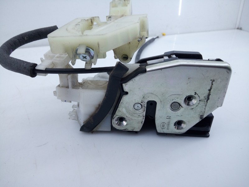 Recambio de cerradura puerta delantera derecha para kia carens ( ) drive referencia OEM IAM 81320A4010 A045035 E2-B5-5-2