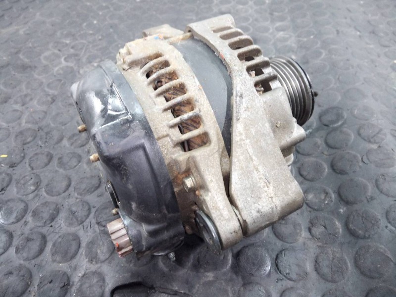 Recambio de alternador para toyota land cruiser (j15) premium referencia OEM IAM   P3-A4-15-3