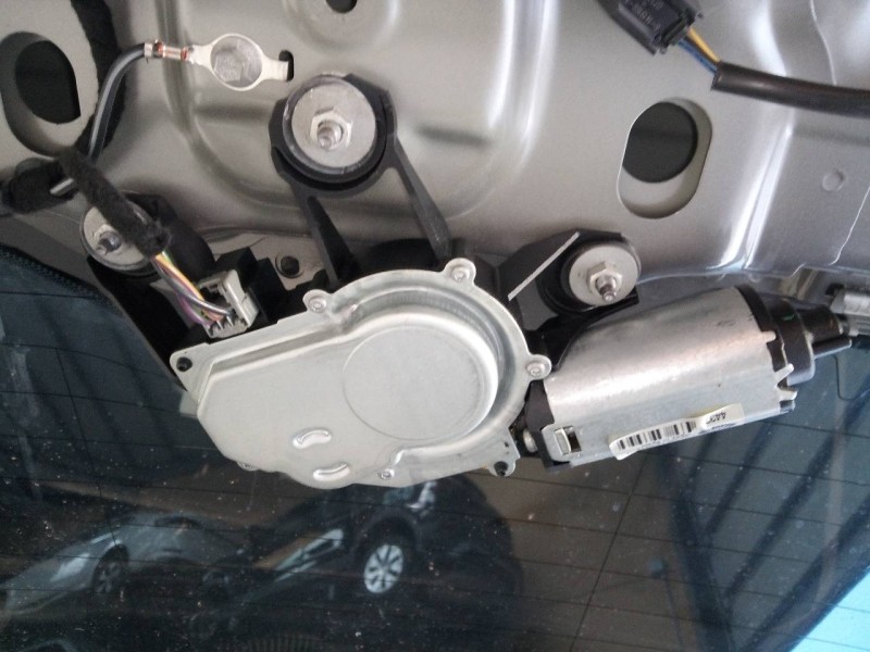 Recambio de motor limpia trasero para land rover freelander (lr2) td4 e referencia OEM IAM 6H5217404CB 53029112 