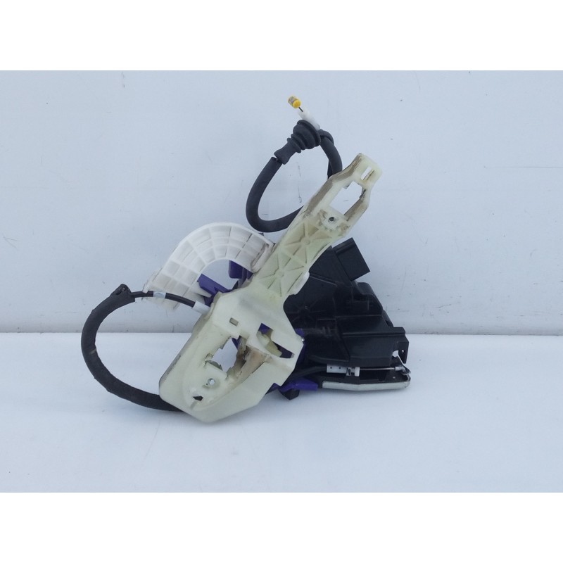 Recambio de cerradura puerta trasera derecha para kia carens ( ) drive referencia OEM IAM 81420A4030 A045035 E2-B5-5-2