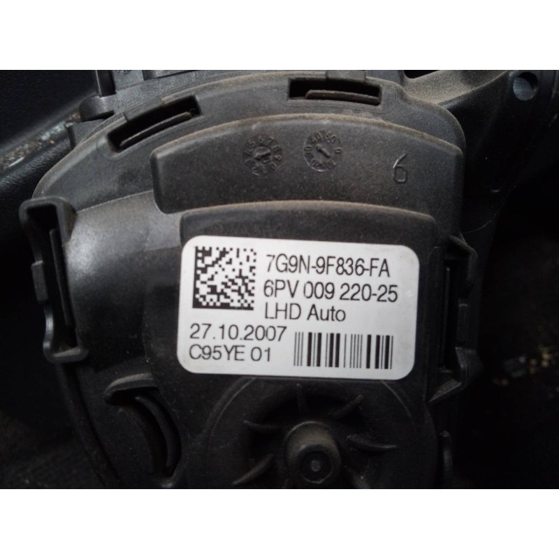 Recambio de pedal acelerador para land rover freelander (lr2) td4 e referencia OEM IAM 7G9N9F836FA  