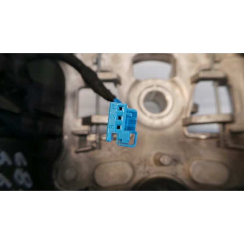 Recambio de volante para citroën c4 cactus feel referencia OEM IAM 98031272YC  E1-A4-3-2