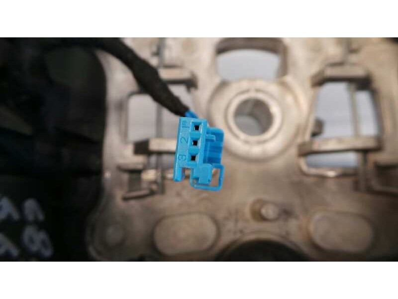 Recambio de volante para citroën c4 cactus feel referencia OEM IAM 98031272YC  E1-A4-3-2