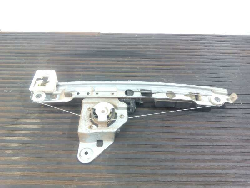 Recambio de elevalunas delantero derecho para renault megane iii berlina 5 p referencia OEM IAM 190011782  E1-A1-2-3