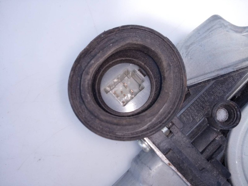 Recambio de elevalunas trasero derecho para toyota land cruiser (j15) premium referencia OEM IAM   E2-B4-50-1