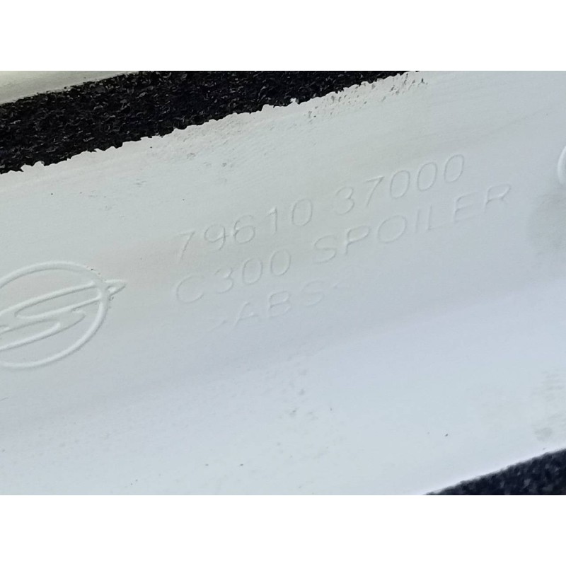 Recambio de aleron trasero para ssangyong korando crystal 4x2 referencia OEM IAM 7961037000  P2-A2-16