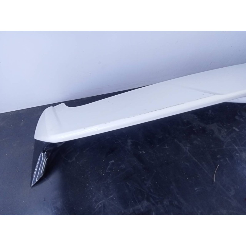 Recambio de aleron trasero para ssangyong korando crystal 4x2 referencia OEM IAM 7961037000  P2-A2-16