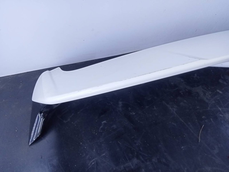 Recambio de aleron trasero para ssangyong korando crystal 4x2 referencia OEM IAM 7961037000  P2-A2-16