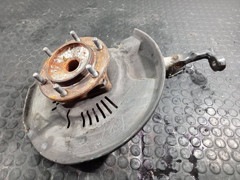 Recambio de mangueta delantera derecha para toyota land cruiser (j15) premium referencia OEM IAM   P1-A4-20