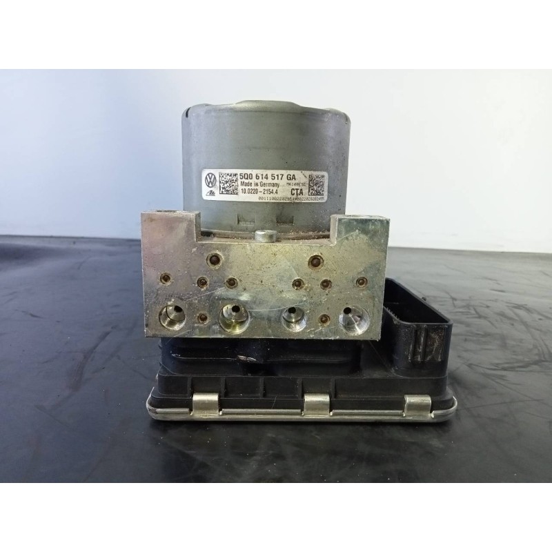 Recambio de abs para volkswagen tiguan advance bmt referencia OEM IAM 5Q0614517GA  P3-B8-29-1