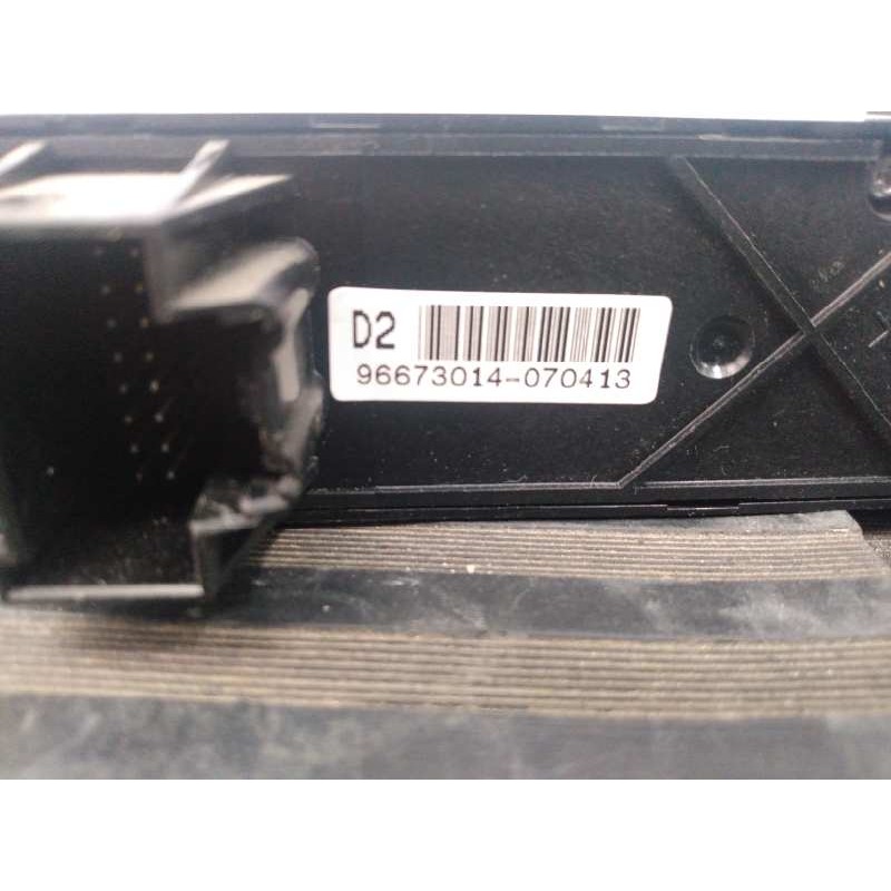 Recambio de warning para opel antara enjoy 4x4 referencia OEM IAM 96673014070413  E3-A5-29-2