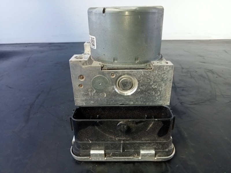 Recambio de abs para volkswagen tiguan advance bmt referencia OEM IAM 5Q0614517GA  P3-B8-29-1