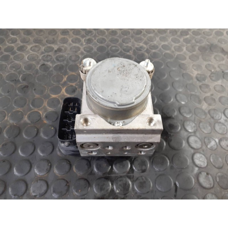 Recambio de abs para mitsubishi l 200 (ka0/kb0) inform doppelkabine 4wd referencia OEM IAM 4670A231 13511021060 P3-A8-2-5