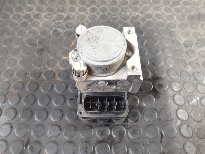 Recambio de abs para mitsubishi l 200 (ka0/kb0) inform doppelkabine 4wd referencia OEM IAM 4670A231 13511021060 P3-A8-2-5