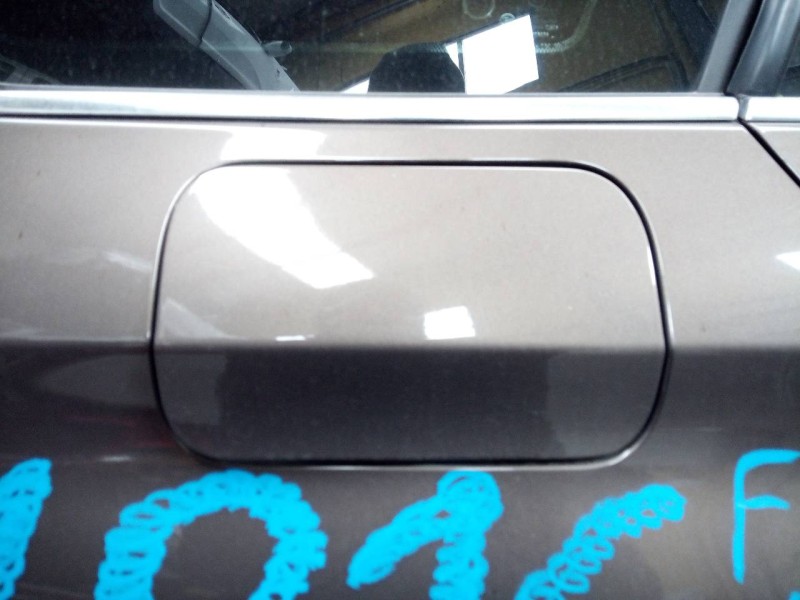 Recambio de tapa exterior combustible para bmw serie 3 touring (f31) 318d referencia OEM IAM   