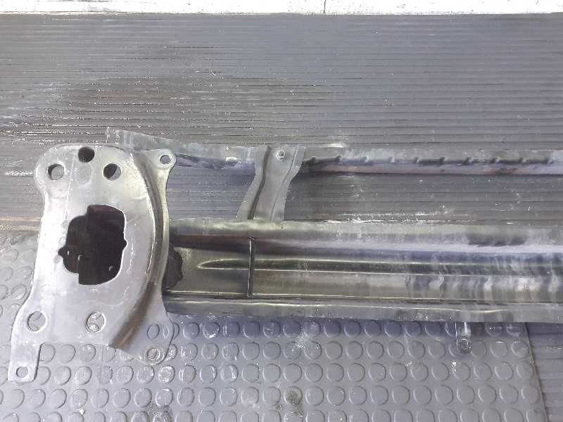 Recambio de refuerzo paragolpes delantero para toyota rav 4 (a2) 2.0 d-4d executive 4x4 (2003) referencia OEM IAM   P1-A1-42