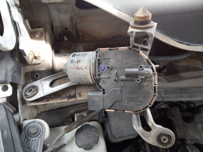 Recambio de motor limpia delantero para kia carens ( ) drive referencia OEM IAM 98110A4900  