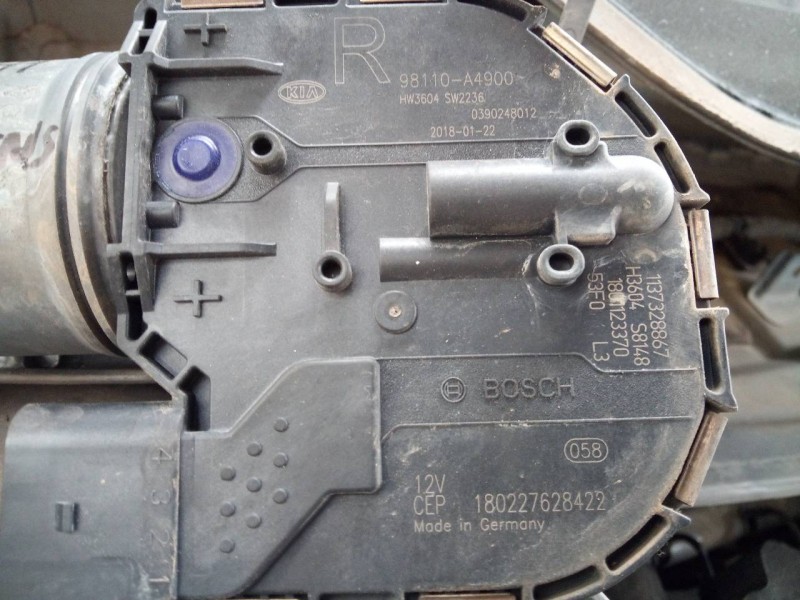 Recambio de motor limpia delantero para kia carens ( ) drive referencia OEM IAM 98110A4900  