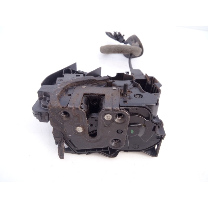 Recambio de cerradura puerta trasera izquierda para renault megane iv berlina 5p life referencia OEM IAM 825039922R  E1-A1-32-2