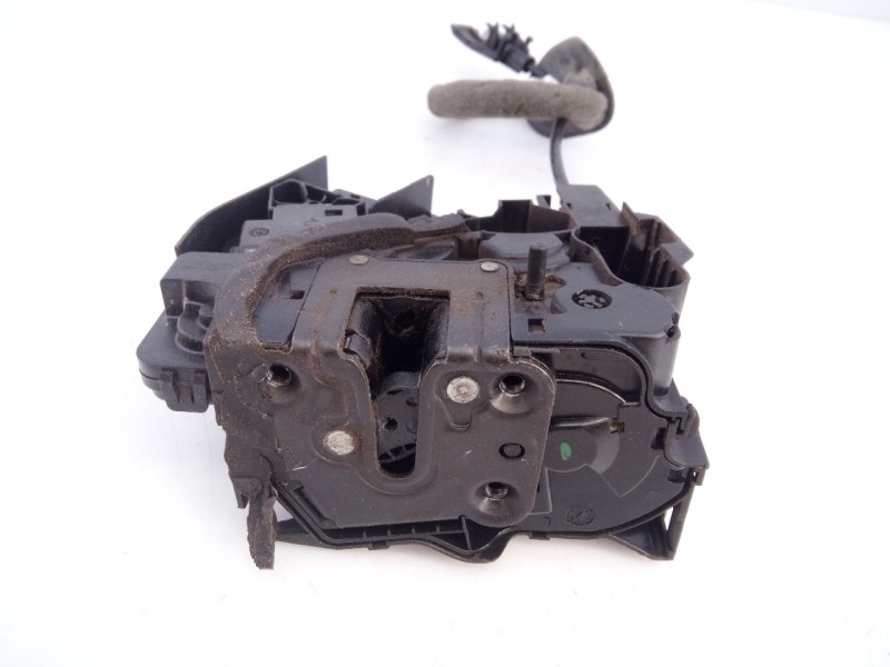 Recambio de cerradura puerta trasera izquierda para renault megane iv berlina 5p life referencia OEM IAM 825039922R  E1-A1-32-2