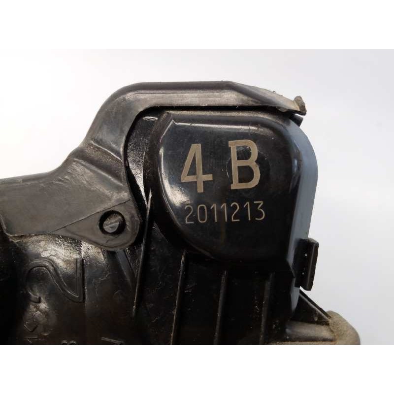 Recambio de cerradura puerta delantera derecha para toyota land cruiser (j15) gx referencia OEM IAM 20112113 20112113 E2-B4-5-2