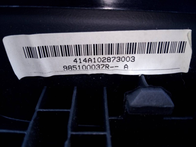 Recambio de airbag delantero izquierdo para dacia duster ambiance 4x4 referencia OEM IAM 985100037R  E1-A1-7-1