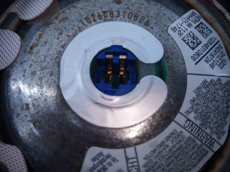 Recambio de airbag delantero izquierdo para dacia duster ambiance 4x4 referencia OEM IAM 985100037R  E1-A1-7-1