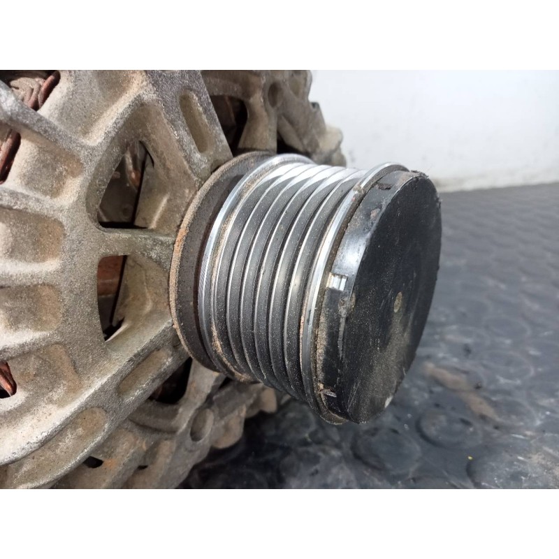 Recambio de alternador para dacia duster ambiance 4x4 referencia OEM IAM 231003831R 210091437 P3-A5-2-2
