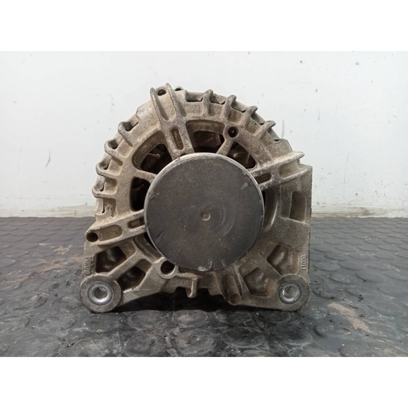 Recambio de alternador para dacia duster ambiance 4x4 referencia OEM IAM 231003831R 210091437 P3-A5-2-2