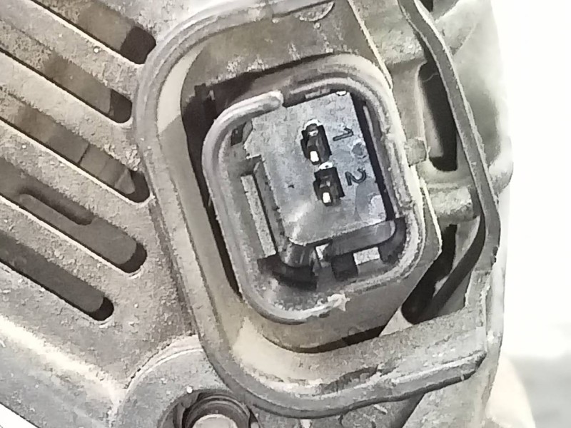 Recambio de alternador para dacia duster ambiance 4x4 referencia OEM IAM 231003831R 210091437 P3-A5-2-2