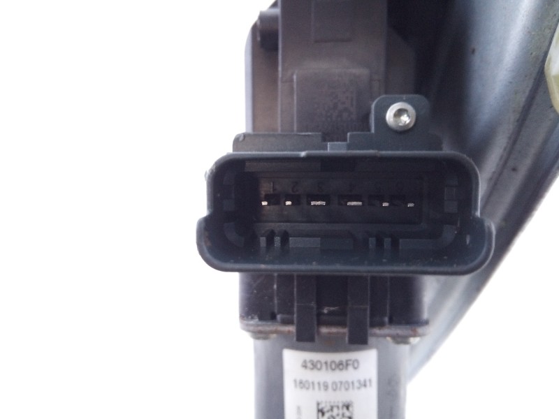 Recambio de elevalunas trasero derecho para renault megane iv berlina 5p life referencia OEM IAM 430106F0 1601190701341 E1-A1-32