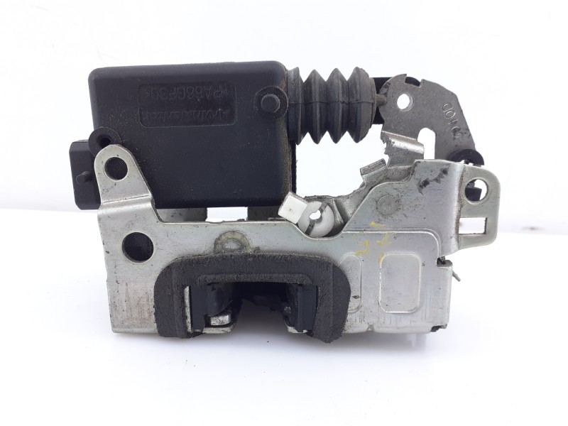 Recambio de cerradura puerta trasera derecha para dacia duster ambiance 4x4 referencia OEM IAM   E1-A1-8-2