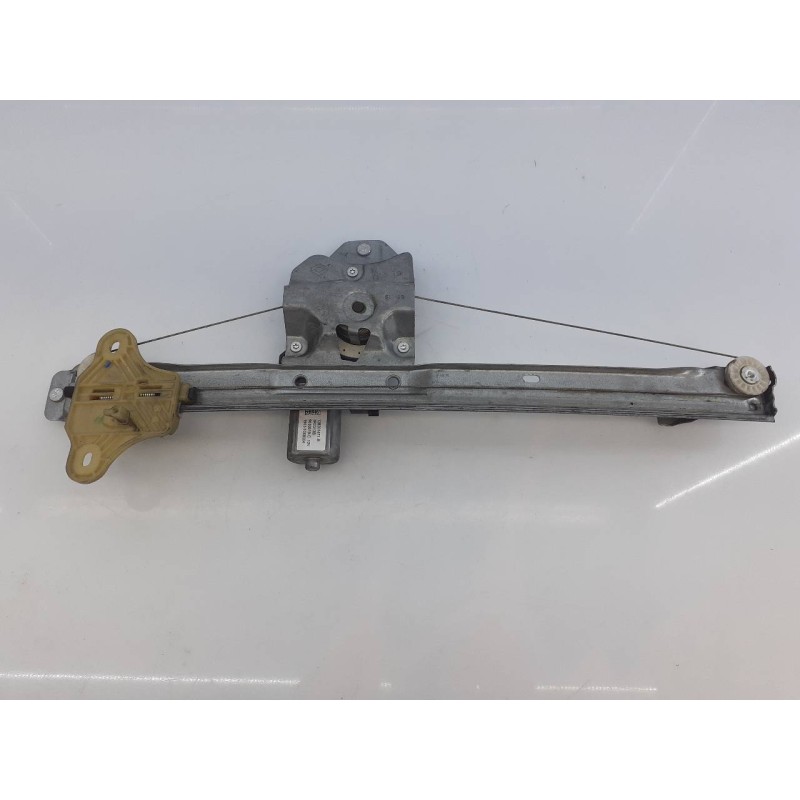 Recambio de elevalunas delantero derecho para renault clio iv business referencia OEM IAM 807205569R 128001471B E1-A1-30-2