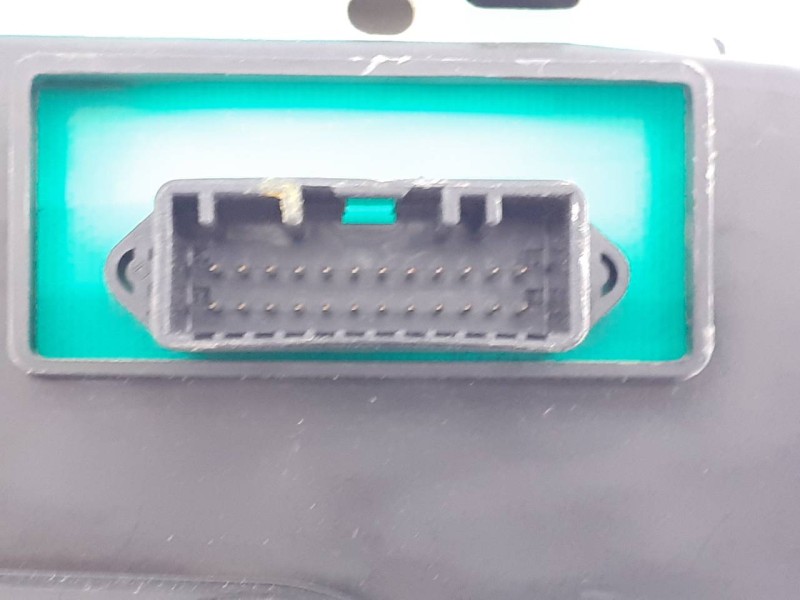 Recambio de cuadro instrumentos para dacia duster ambiance 4x4 referencia OEM IAM 216774992  E2-A1-37-5