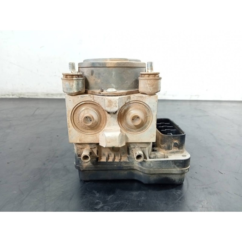 Recambio de abs para toyota hilux (kun) double cab 4x4 referencia OEM IAM 4451071030 8954171030 P3-A8-28-5