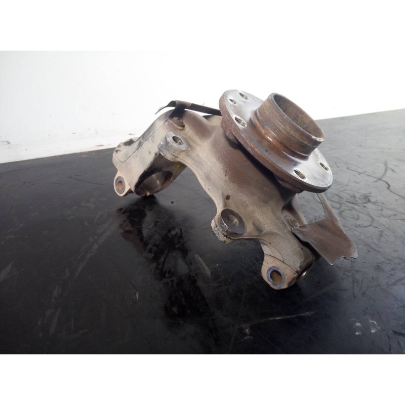 Recambio de mangueta delantera izquierda para renault megane iv berlina 5p life referencia OEM IAM   P1-A4-15