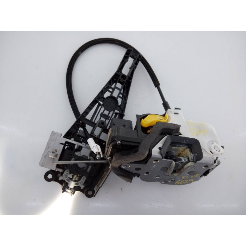 Recambio de cerradura puerta delantera izquierda para opel insignia sports tourer sportive referencia OEM IAM 13779518  E2-B6-19