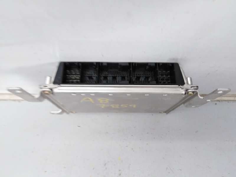Recambio de centralita motor uce para audi a8 (d2) 2.5 tdi referencia OEM IAM 4D0907401H 0281001930 E2-A1-5-3