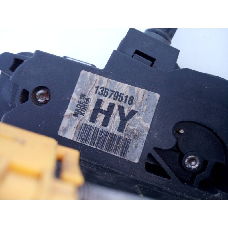 Recambio de cerradura puerta delantera izquierda para opel insignia sports tourer sportive referencia OEM IAM 13779518  E2-B6-19