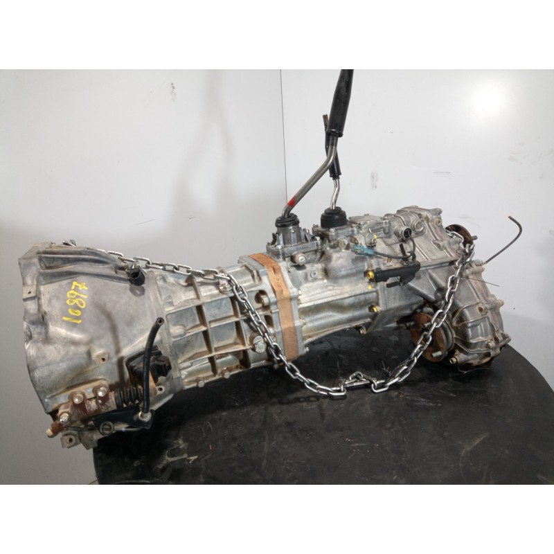 Recambio de caja cambios para toyota hilux (kun) double cab 4x4 referencia OEM IAM   M1-B4-55