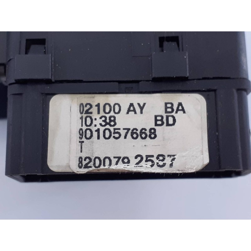 Recambio de mando limpia para dacia duster ambiance 4x4 referencia OEM IAM 901057668  E2-A1-19-6