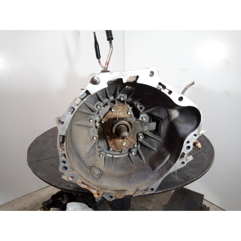 Recambio de caja cambios para toyota hilux (kun) double cab 4x4 referencia OEM IAM   M1-B4-55