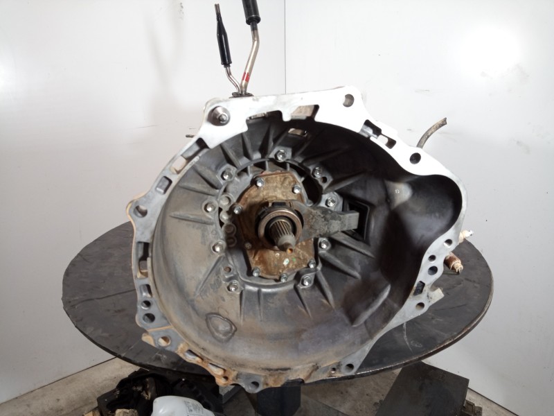 Recambio de caja cambios para toyota hilux (kun) double cab 4x4 referencia OEM IAM   M1-B4-55