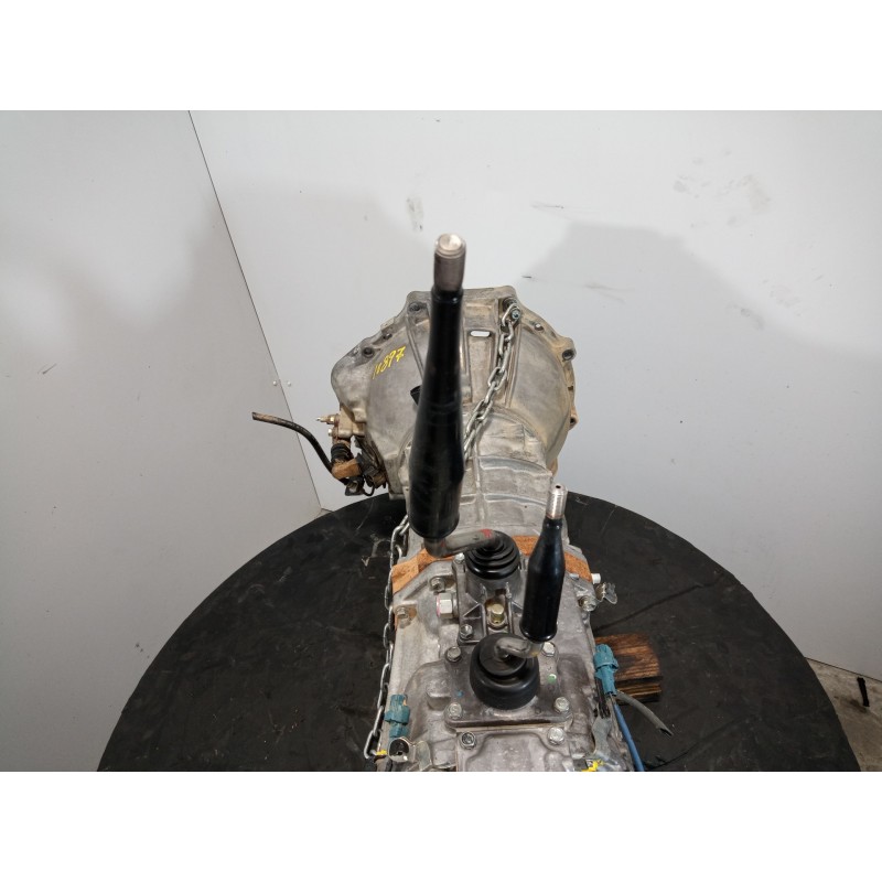 Recambio de caja cambios para toyota hilux (kun) double cab 4x4 referencia OEM IAM   M1-B4-55