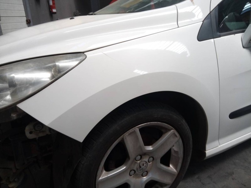 Recambio de aleta delantera izquierda para peugeot 308 access referencia OEM IAM   