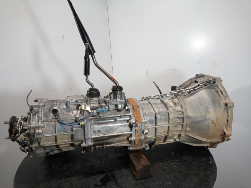 Recambio de caja cambios para toyota hilux (kun) double cab 4x4 referencia OEM IAM   M1-B4-55
