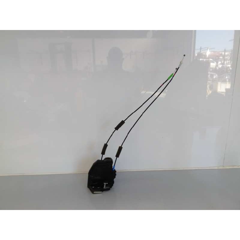 Recambio de cerradura puerta trasera derecha para toyota land cruiser (j15) gx referencia OEM IAM 2011304 2011304 E2-B4-5-2