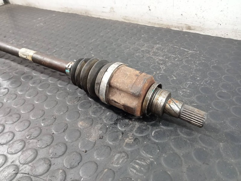 Recambio de transmision trasera derecha para dacia duster ambiance 4x4 referencia OEM IAM 8200939996  P1-B6-24