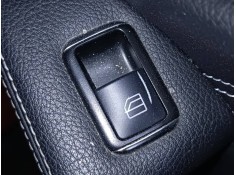 MANDO ELEVALUNAS DELANTERO DERECHO 